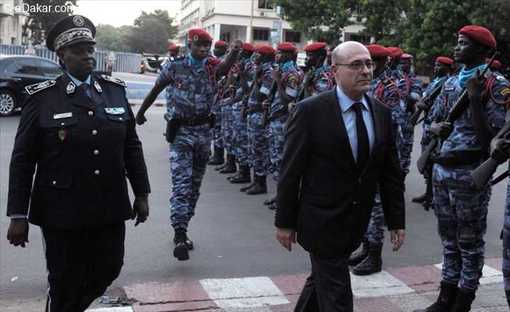 Le Directeur Exécutif Du Fonds Des Nations Unies Pour La Population Unfpa Dr Babatunde